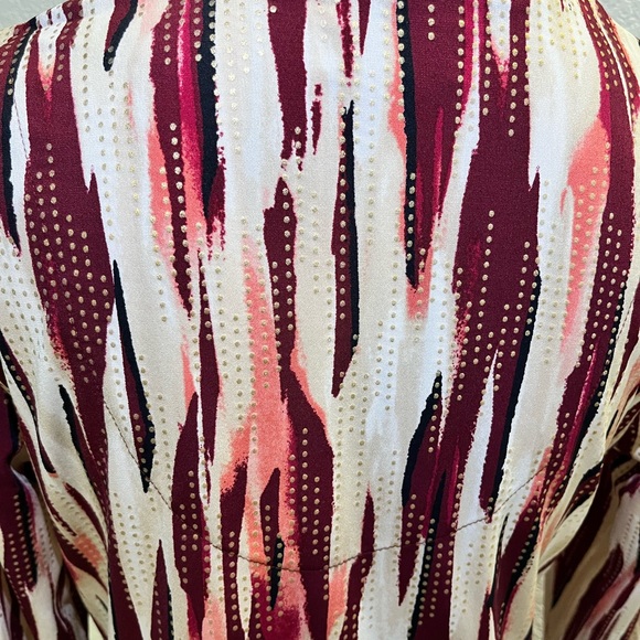 JM collection size small tunic top with Gold tassel accent. - Picture 4 of 9